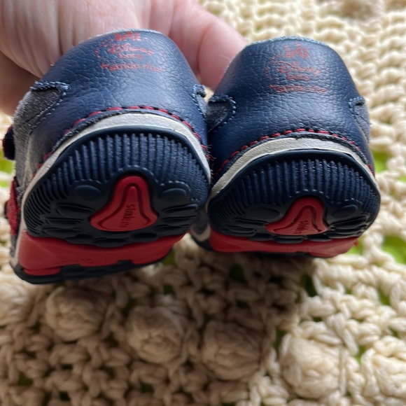 SOLD SOLDDisney Stride rite  Hidden Mickey Velcro sneaker toddler baby - Picture 9 of 10